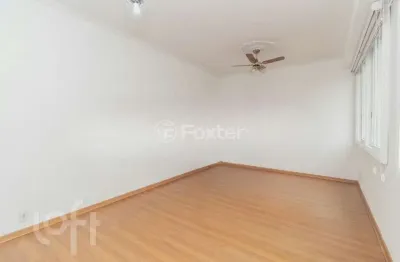 Apartamento com 2 quartos à venda na rua marechal floriano peixoto, 773, centro histórico, porto alegre, 112 m2 por r$ 315.000