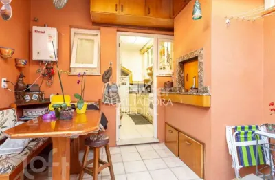 Casa em condomínio fechado com 3 quartos à venda na avenida arnaldo bohrer, 184, teresópolis, porto alegre, 107 m2 por r$ 590.000