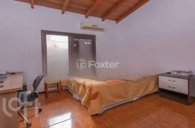 Casa com 3 quartos à venda na rua vacaria, 74, hípica, porto alegre, 129 m2 por r$ 590.000