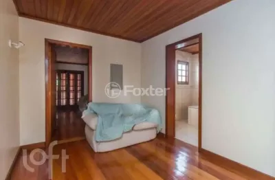 Casa com 5 quartos à venda na rua afonso arinos, 475, camaquã, porto alegre, 277 m2 por r$ 890.000