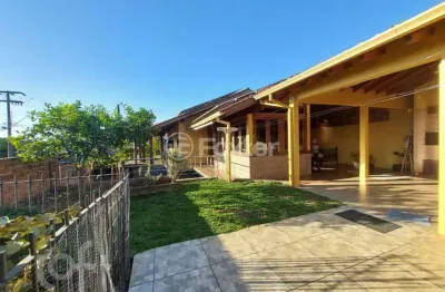 Casa com 3 quartos à venda na rua cristóvão colombo, 158, santa teresa, são leopoldo, 215 m2 por r$ 699.000