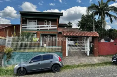 Casa com 3 quartos à venda na rua ucrânia, 172, canudos, novo hamburgo, 232 m2 por r$ 429.900