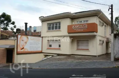 Casa com 1 quarto à venda na rua miguel tostes, 335, rio branco, porto alegre, 450 m2 por r$ 2.900.000