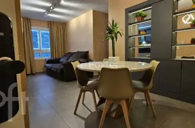 Apartamento com 2 quartos à venda na rua jerônymo zelmanovitz, 100, são sebastião, porto alegre, 56 m2 por r$ 675.000