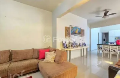Casa com 3 quartos à venda na rua portão, 31, guarani, novo hamburgo, 198 m2 por r$ 929.000