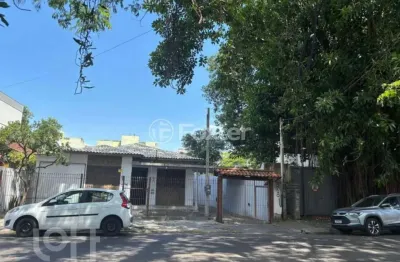 Casa com 3 quartos à venda na rua santa maria, 806, nossa senhora das graças, canoas, 100 m2 por r$ 1.500.000