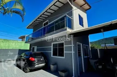 Casa com 5 quartos à venda na servidão aranhas do rio vermelho, 20, são joão do rio vermelho, florianópolis, 300 m2 por r$ 600.000