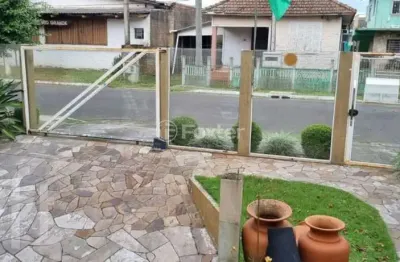 Casa com 4 quartos à venda na rua mem de sá, 550, nossa senhora das graças, canoas, 166 m2 por r$ 795.000