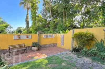 Casa com 4 quartos à venda na rua chiriguano, 35, vila assunção, porto alegre, 250 m2 por r$ 1.790.000