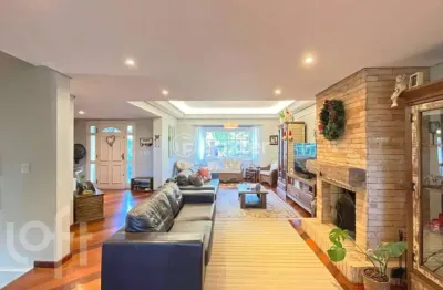 Casa com 4 quartos à venda na rua chiriguano, 35, vila assunção, porto alegre, 250 m2 por r$ 1.700.000