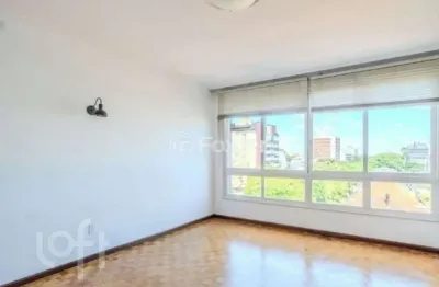 Apartamento com 3 quartos à venda na avenida ganzo, 748, menino deus, porto alegre, 132 m2 por r$ 890.000