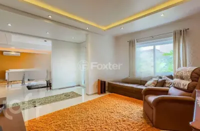 Casa com 4 quartos à venda na rua tocantins, 540, lomba do pinheiro, porto alegre, 380 m2 por r$ 1.500.000