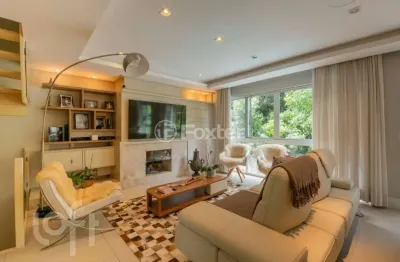Casa em condomínio fechado com 4 quartos à venda na rua tocantins, 1120, lomba do pinheiro, porto alegre, 200 m2 por r$ 1.300.000