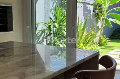 Apartamento com 2 quartos à venda na rua monte alverne, 32, chácara das pedras, porto alegre, 204 m2 por r$ 1.495.000