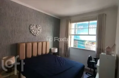 Apartamento com 2 quartos à venda na rua vinte e quatro de maio, 85, centro histórico, porto alegre, 47 m2 por r$ 290.000