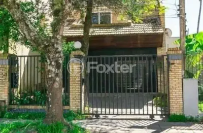 Casa com 3 quartos à venda na travessa nossa senhora de lourdes, 257, tristeza, porto alegre, 234 m2 por r$ 1.100.000