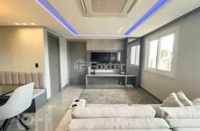 Apartamento com 2 quartos à venda na rua napoleão laureano, 90, centro, canoas, 55 m2 por r$ 595.000