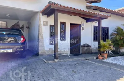 Casa com 2 quartos à venda na rua professora regina waltrick ramos, 64, jardim atlântico, florianópolis, 144 m2 por r$ 1.200.000