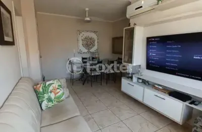 Apartamento com 2 quartos à venda na rua doutor campos velho, 1232, cristal, porto alegre, 56 m2 por r$ 235.000