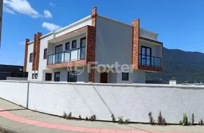Casa com 2 quartos à venda na rua santo anjo da guarda, 1617, guarda do cubatão, palhoça, 72 m2 por r$ 450.000