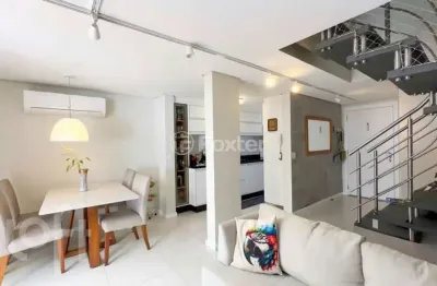 Casa em condomínio fechado com 2 quartos à venda na rua sagrado coração de jesus, 811, morro das pedras, florianópolis, 78 m2 por r$ 1.050.000