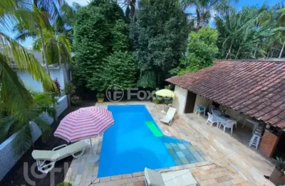 Casa com 3 quartos à venda na rua joão carvalho, 223, agronômica, florianópolis, 163 m2 por r$ 3.100.000