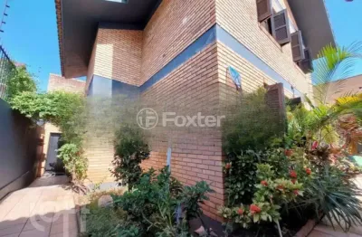 Casa com 3 quartos à venda na rua bento tavares da silva, 48, cristo rei, são leopoldo, 223 m2 por r$ 690.000