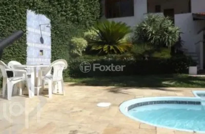 Casa com 5 quartos à venda na rua miracema, 27, chácara das pedras, porto alegre, 250 m2 por r$ 1.600.000