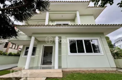 Casa com 4 quartos à venda na rua das tainhotas, 435, jurerê, florianópolis, 338 m2 por r$ 2.950.000