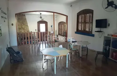 Casa com 3 quartos à venda na rua santa isabel, 96, santa isabel, viamão, 720 m2 por r$ 850.000
