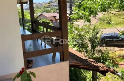 Casa com 3 quartos à venda na rua dirceu menezes, 190, petrópolis, novo hamburgo, 210 m2 por r$ 435.000