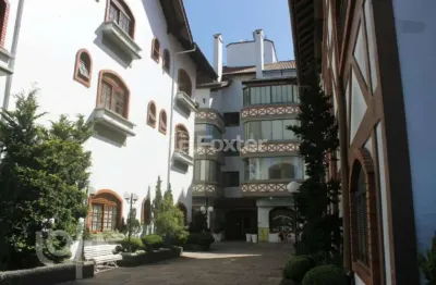 Apartamento com 2 quartos à venda na avenida borges de medeiros, 2889, centro, gramado, 78 m2 por r$ 1.590.000