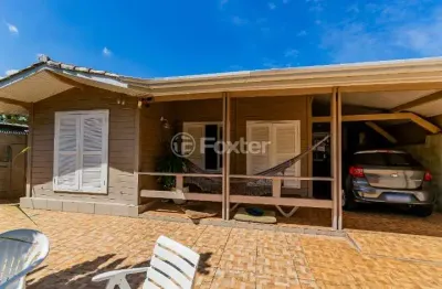 Casa com 4 quartos à venda na avenida capivari, 983, cristal, porto alegre, 117 m2 por r$ 950.000