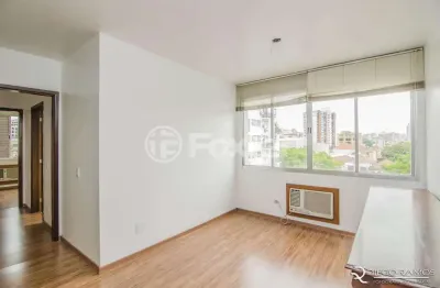 Apartamento com 2 quartos à venda na rua são carlos, 1095, floresta, porto alegre, 75 m2 por r$ 300.000