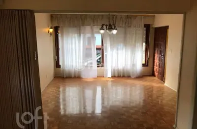 Casa com 3 quartos à venda na rua miguel muratore, 240, medianeira, caxias do sul, 254 m2 por r$ 690.000