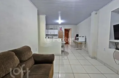 Casa com 3 quartos à venda na rua guajuvira, 705, jardim do bosque, cachoeirinha, 93 m2 por r$ 228.750