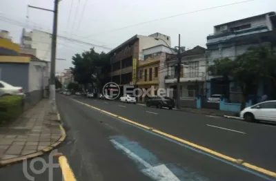 Casa com 5 quartos à venda na avenida cristóvão colombo, 168, floresta, porto alegre, 650 m2 por r$ 1.390.000