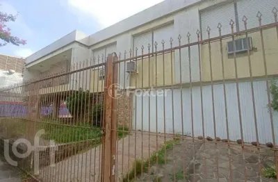 Casa com 3 quartos à venda na avenida panamericana, 770, jardim lindóia, porto alegre, 367 m2 por r$ 2.150.000