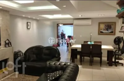 Casa com 4 quartos à venda na rua professor elpídio ferreira paes, 53, ipanema, porto alegre, 202 m2 por r$ 750.000