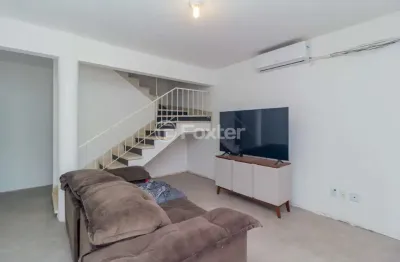 Casa com 5 quartos à venda na rua buarque de macedo, 846, são joão, porto alegre, 170 m2 por r$ 750.000