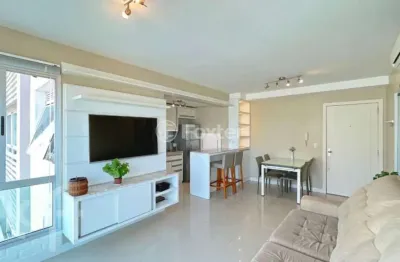 Apartamento com 2 quartos à venda na rua doutor barcelos, 615, tristeza, porto alegre, 68 m2 por r$ 710.000