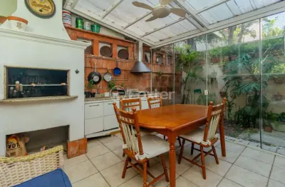 Casa em condomínio fechado com 4 quartos à venda na rua quatorze de julho, 225, boa vista, porto alegre, 251 m2 por r$ 1.399.000