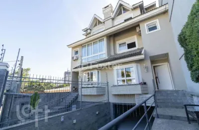 Casa com 3 quartos à venda na avenida general barreto viana, 268, chácara das pedras, porto alegre, 239 m2 por r$ 1.700.000