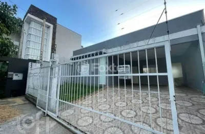 Casa com 3 quartos à venda na rua moacyr domingues, 19, são josé, canoas, 130 m2 por r$ 650.000