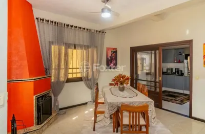 Casa com 3 quartos à venda na rua corrêa de mello, 768, sarandi, porto alegre, 237 m2 por r$ 750.000