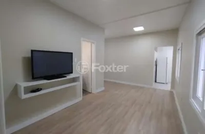 Apartamento com 2 quartos à venda na rua olinda, 295, floresta, porto alegre, 38 m2 por r$ 318.000