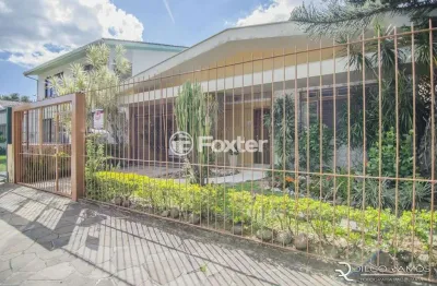 Casa com 3 quartos à venda na rua congo, 264, vila ipiranga, porto alegre, 209 m2 por r$ 800.000