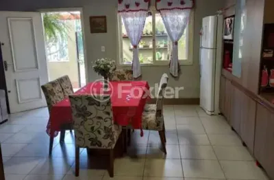 Casa com 2 quartos à venda na avenida vinte e um de abril, 1600, sarandi, porto alegre, 110 m2 por r$ 240.000