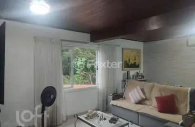 Casa com 4 quartos à venda na avenida guaíba, 4176, vila assunção, porto alegre, 350 m2 por r$ 1.300.000
