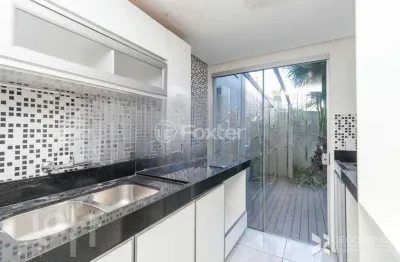 Casa em condomínio fechado com 3 quartos à venda na estrada campo novo, 131, ipanema, porto alegre, 69 m2 por r$ 320.000